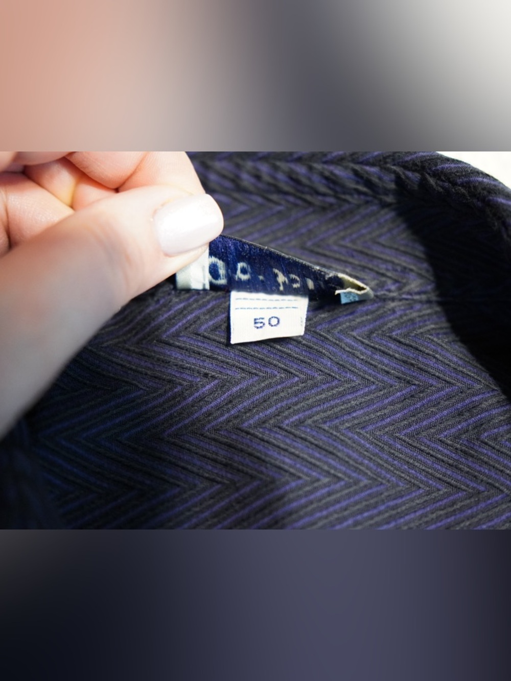Gran Sasso Made in Italy Men's Long-Sleeve Navy Herringbone Button-Up Shirt - Picture 5 of 9